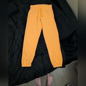 New Apricot Chiffon TNA Cozy Sweatpants Perfect Condition